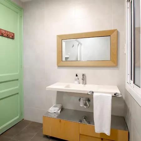 Marina Sagrada Familia Apartment